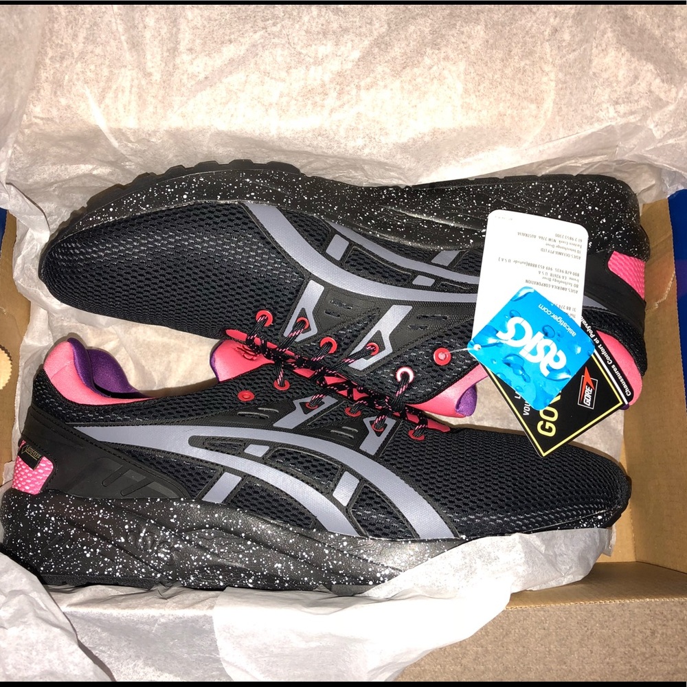 Men’s ASICS gel kayano running sneakers 12 new$169